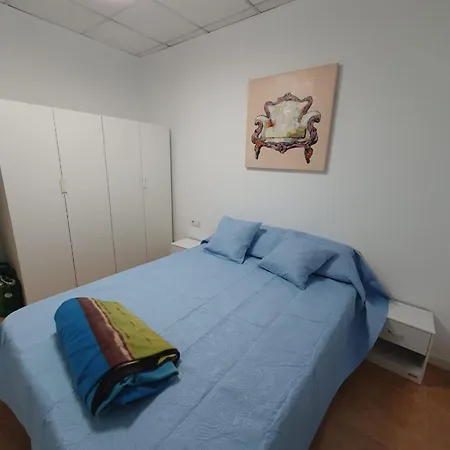Holiday home Peaceful 4-6 Person With Patio, Close To Amenities Torrevieja