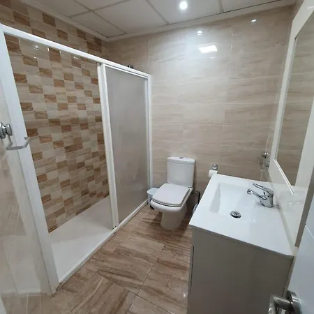 Peaceful 4-6 Person With Patio, Close To Amenities Torrevieja